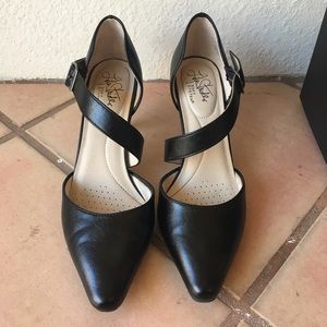 Lifestride “Kampala” pumps 7.5